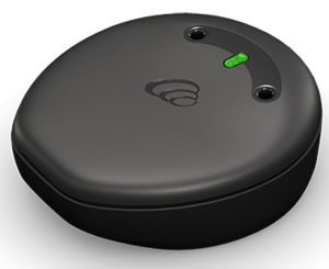 Abgebildet ist der Nucleus® Kanso 3 Soundprozessor von der Vorderseite in schwarz